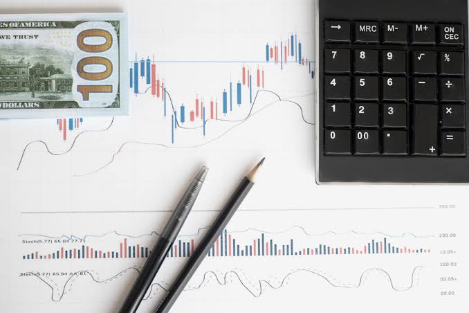 The U.S. Economy Is Still Growing, but Inflation, Slower Hiring, and High Living Costs Are Testing Its Resilience