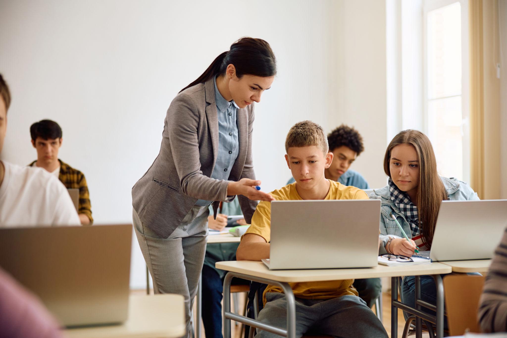 How to Use AI Tutoring Without Replacing Real Learning in 2026