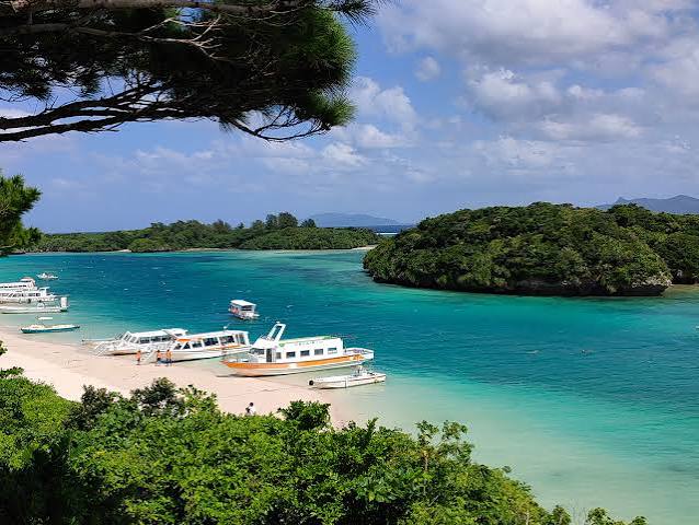 Japan Coast Guard Searches School After Student Dies During Okinawa Educational Trip